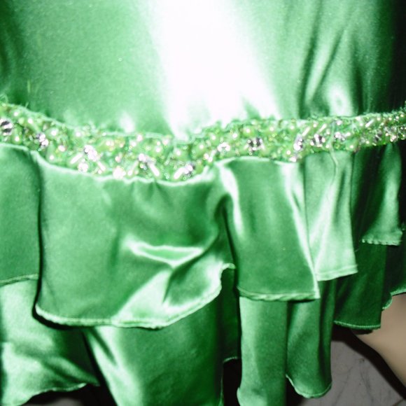 Sue Wong,emerald,pure satin silk,green pearls,gathered,ruffled hem,peek-a-boo - Picture 5 of 6